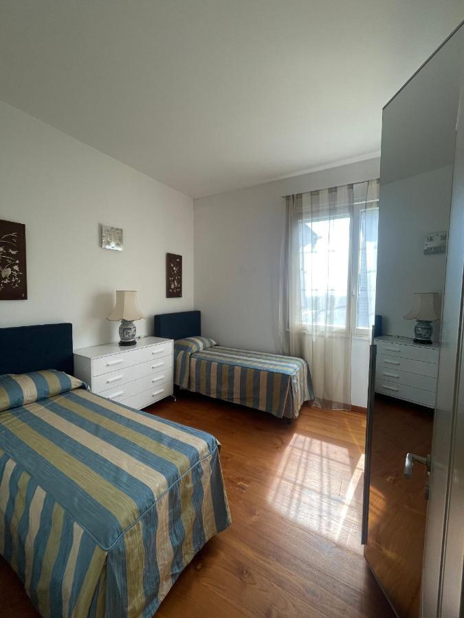 Villa Bianca A Few Steps By The Sea With Exclusive Garden & Jacuzzi 利沃诺 外观 照片